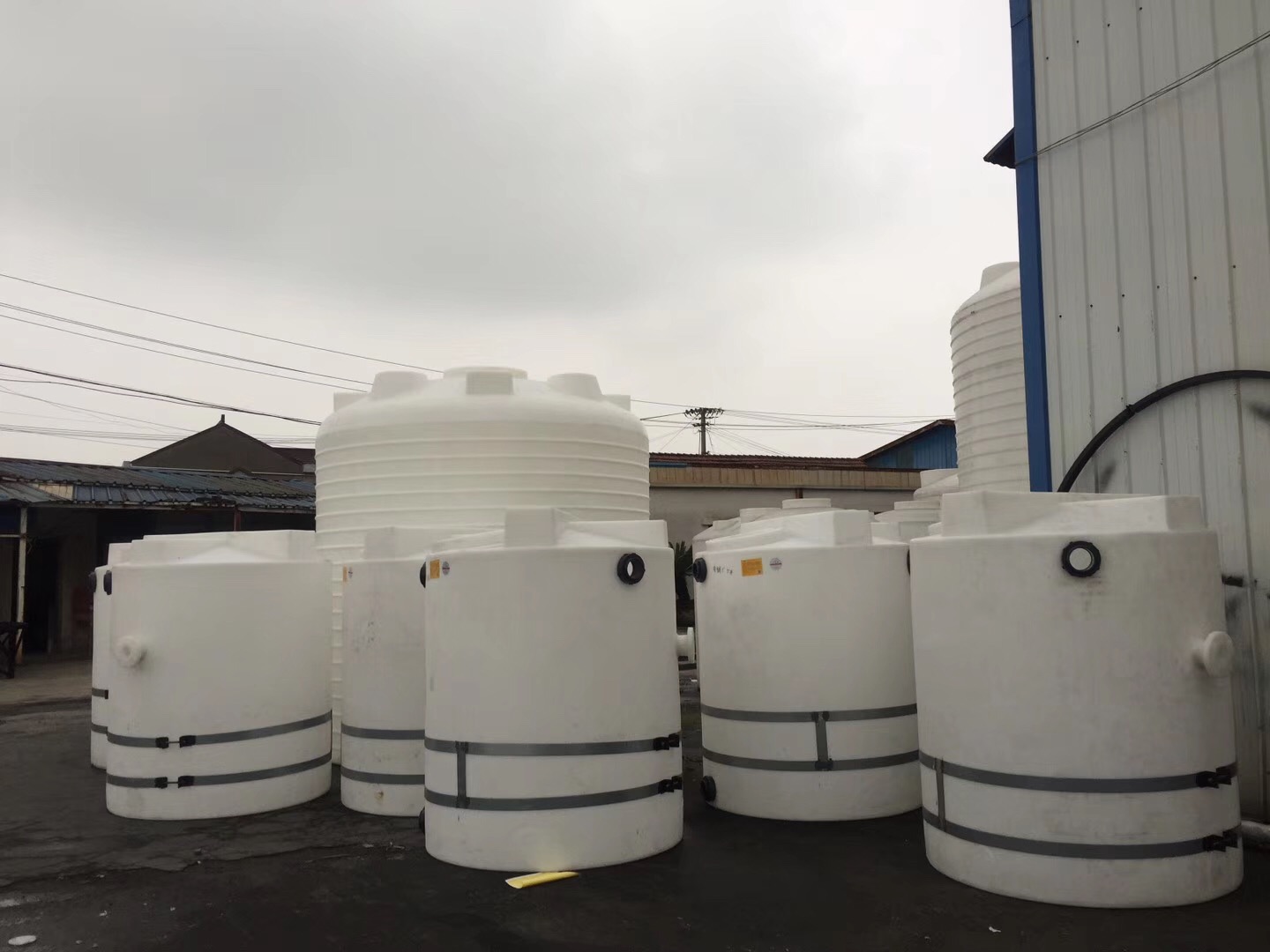 大型塑料水箱塑料水塔设备