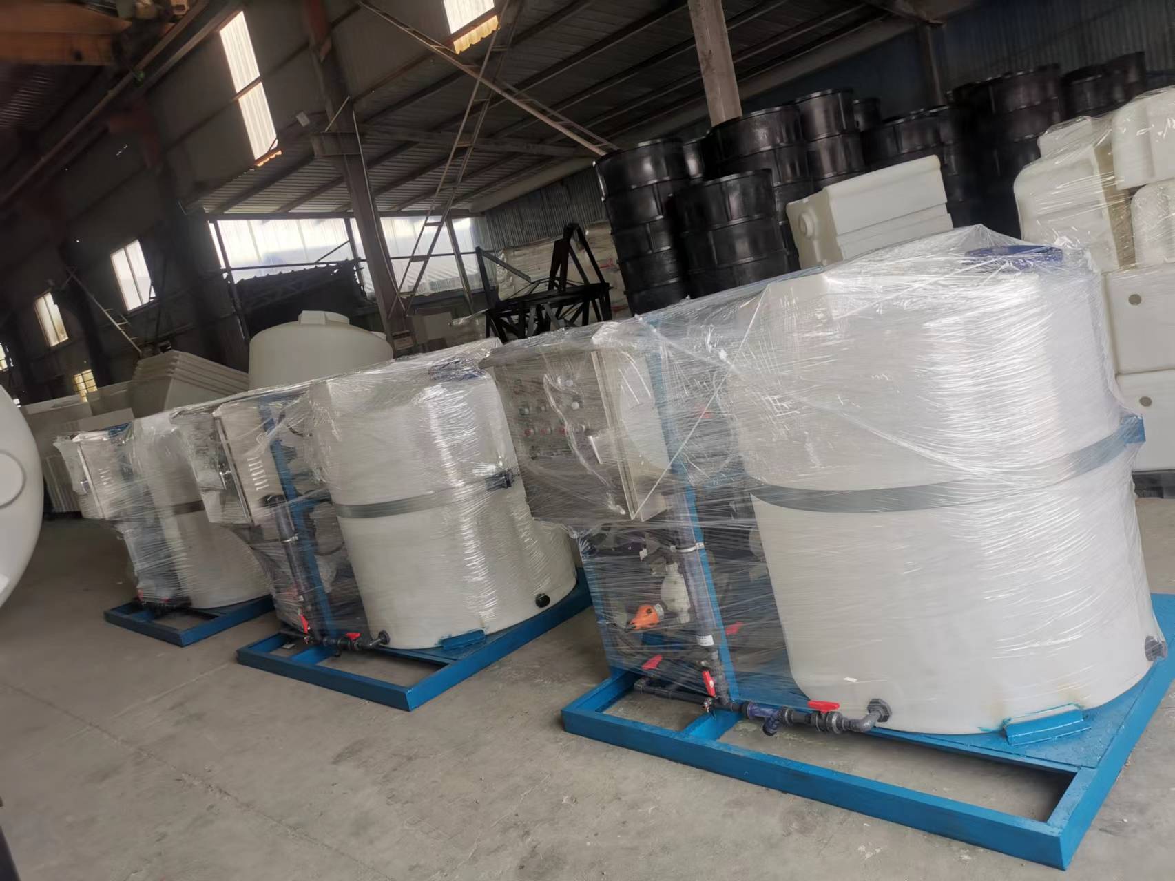 迅升塑料加药箱装置容器厂家批发