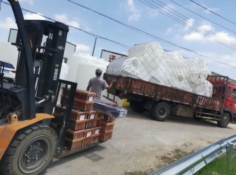 迅升大容量塑料容器发货