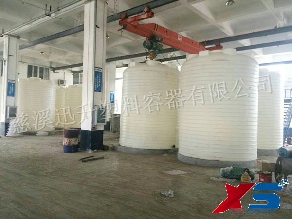 20吨塑料水箱出货