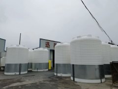 30吨平底塑料水箱/pe水箱厂家定制
