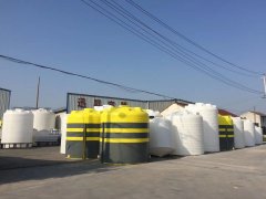 迅升多规格塑料水箱塑料水塔容器加工